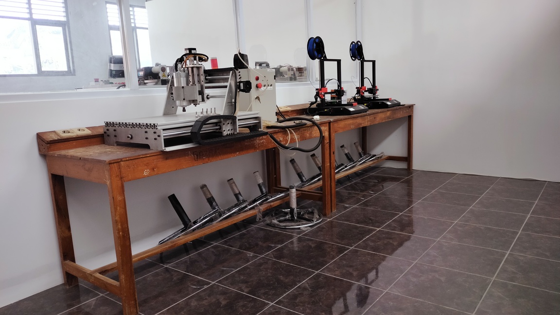 Ruang Praktek 3D Printer dan CNC Elind